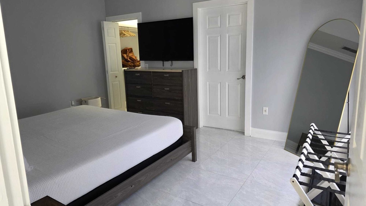Photo of Bedroom in Pebble Point