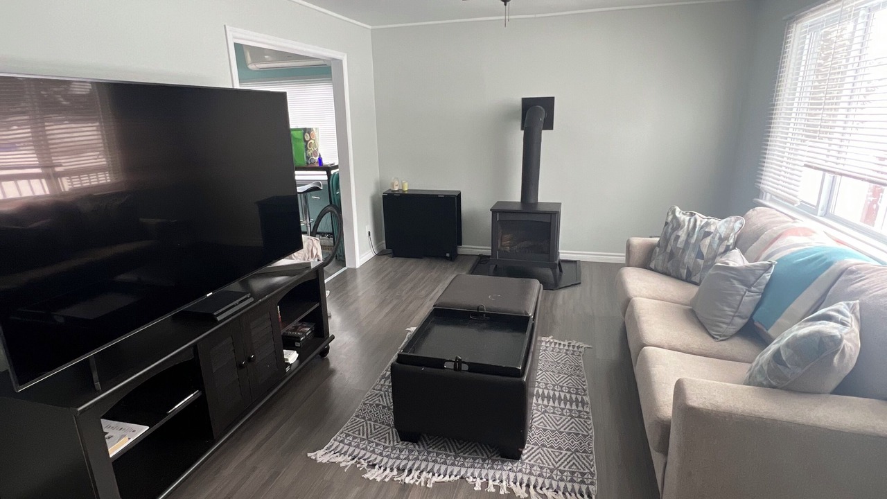 Photo of Livingroom in Kinmount