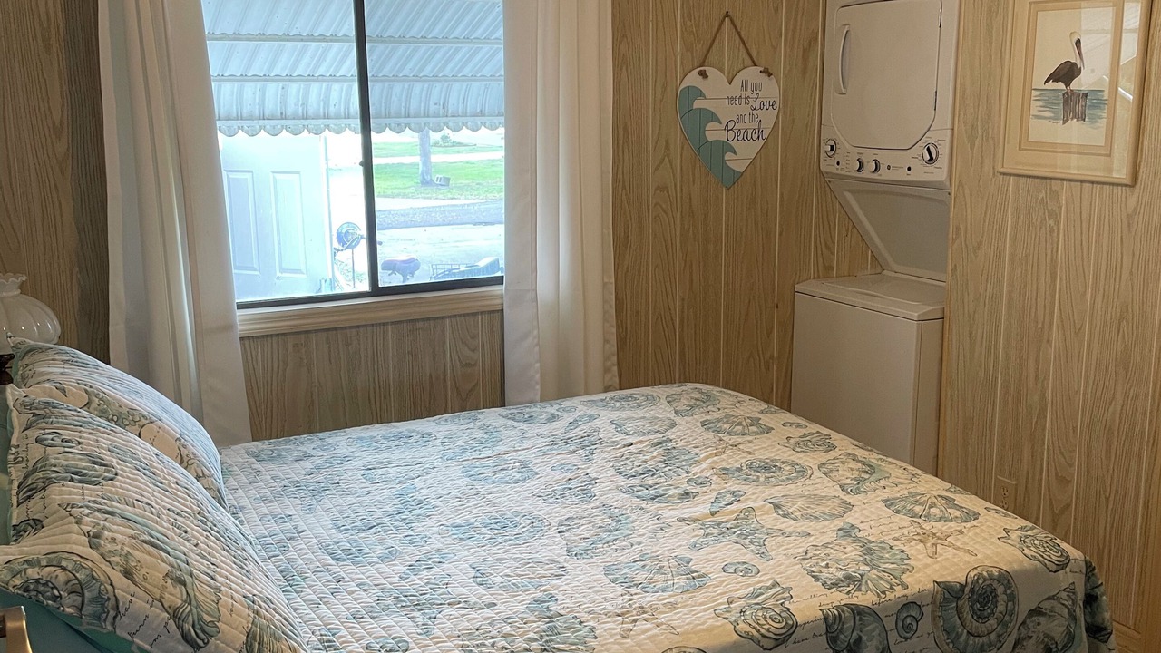 Photo of Bedroom in Fedhaven