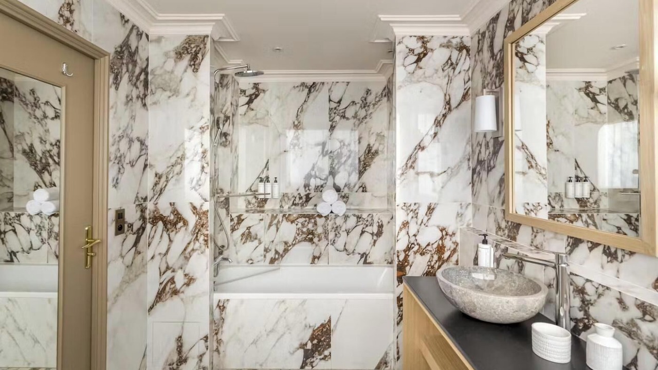 Photo of Bathroom in Quartier du Faubourg-Montmartre