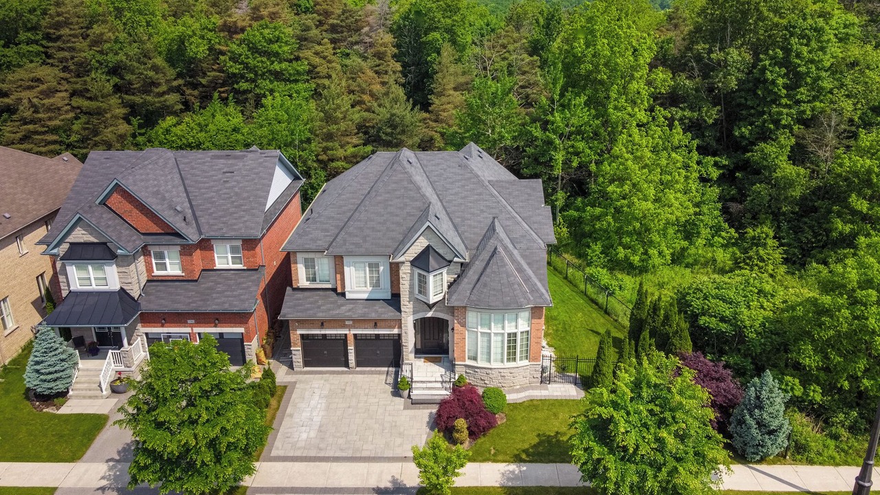 Photo of Outdoor in Richmond Hill