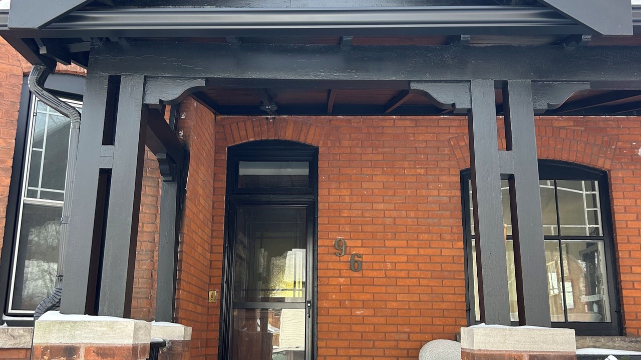 Photo of Outdoor in Dundas