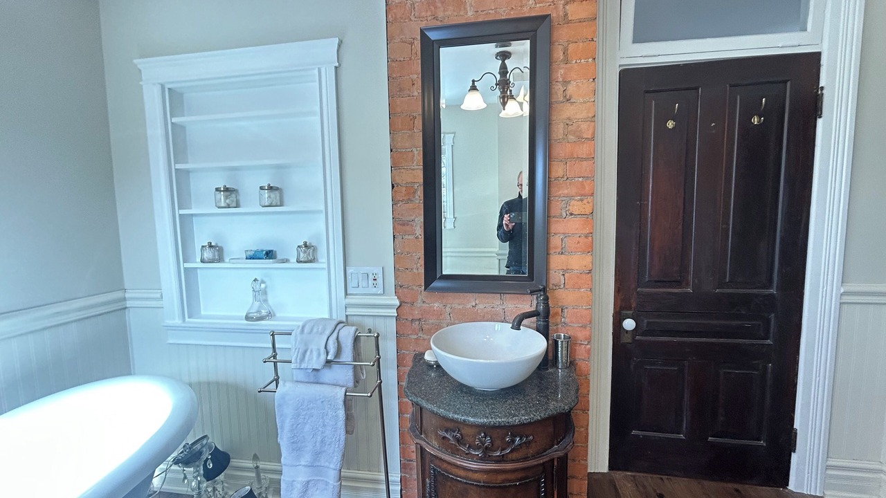 Photo of Bathroom in Dundas