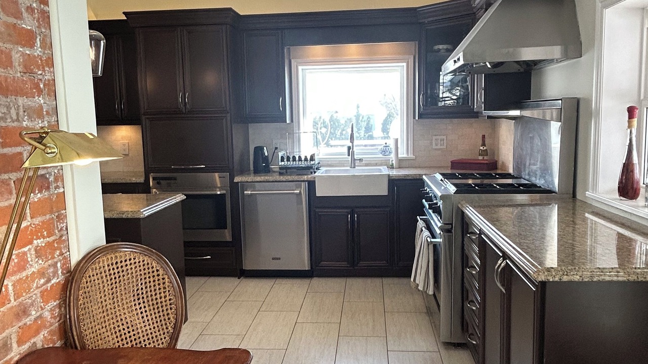 Photo of Kitchen in Dundas
