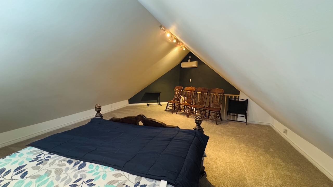Photo of Bedroom in New Tecumseth