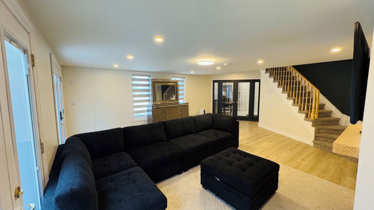 Photo of Livingroom in New Tecumseth