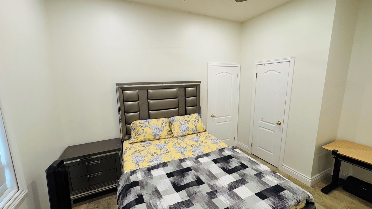 Photo of Bedroom in New Tecumseth