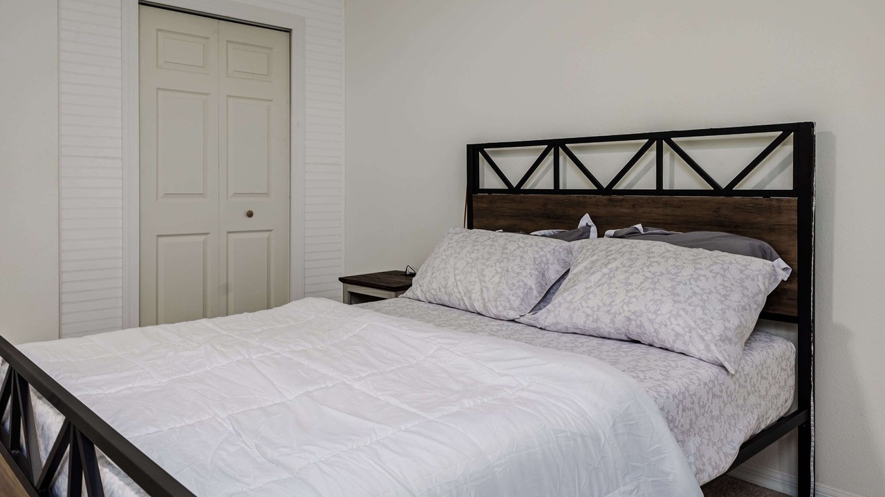 Photo of Bedroom in Winter Haven
