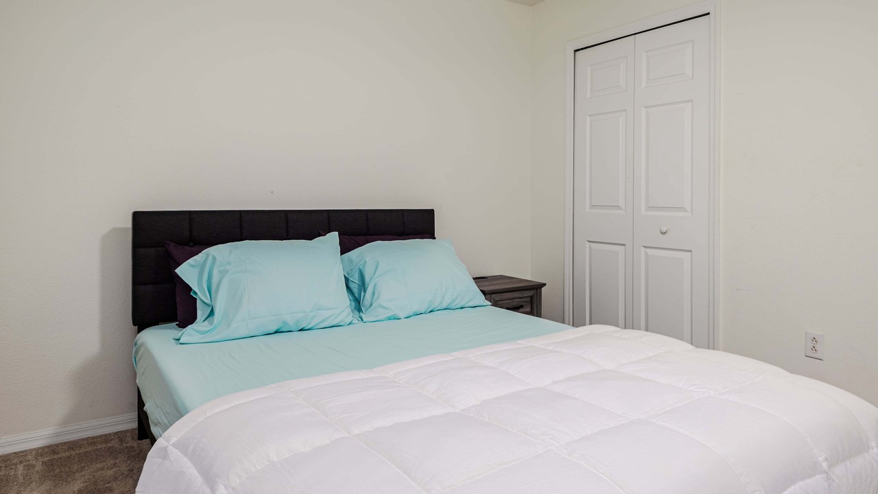 Photo of Bedroom in Winter Haven