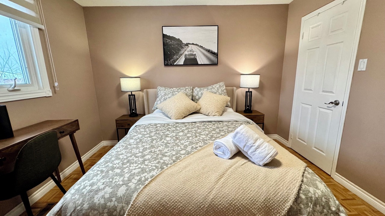 Photo of Bedroom in Erin Mills