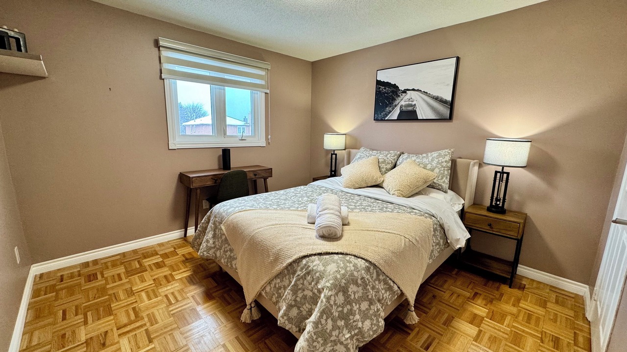 Photo of Bedroom in Erin Mills