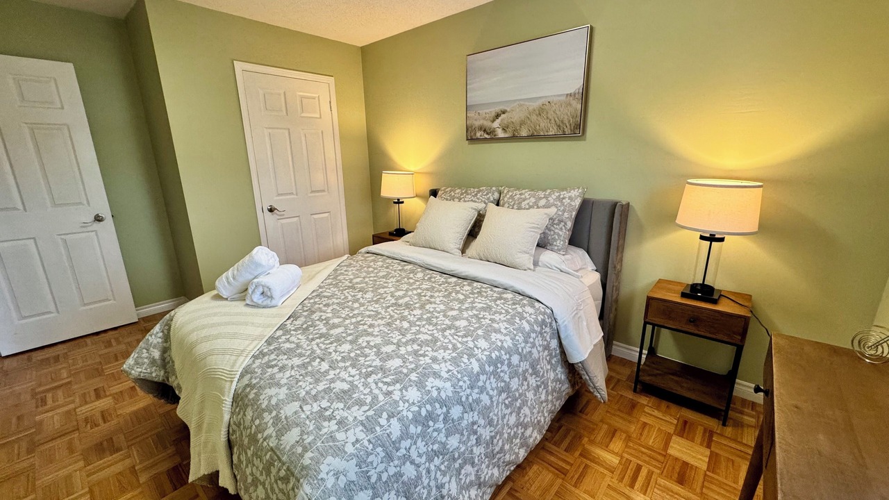 Photo of Bedroom in Erin Mills