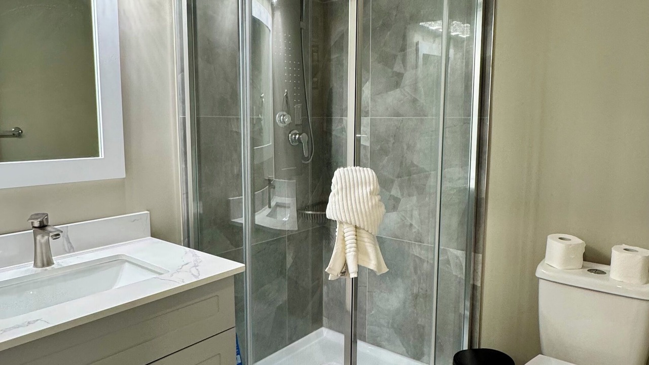 Photo of Bathroom in Erin Mills