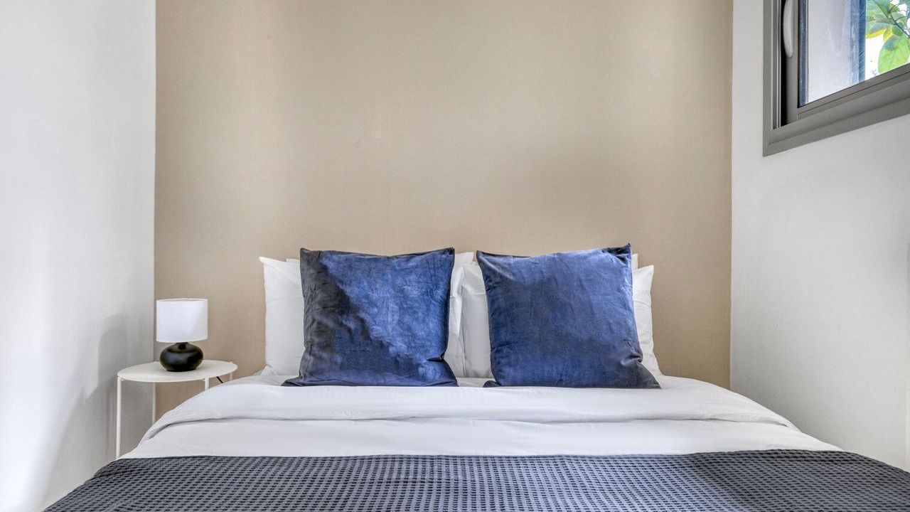 Photo of Bedroom in 7th Arrondissement