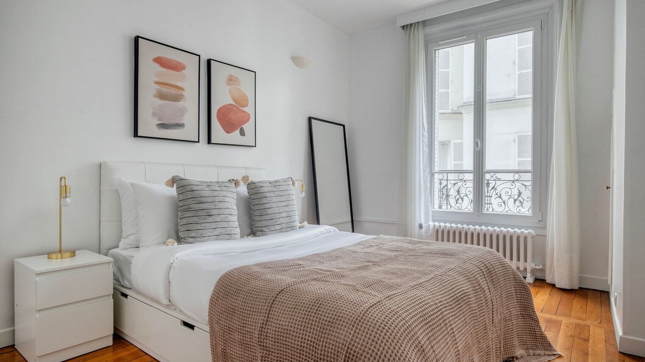 Photo of Bedroom in Villa Montmorency
