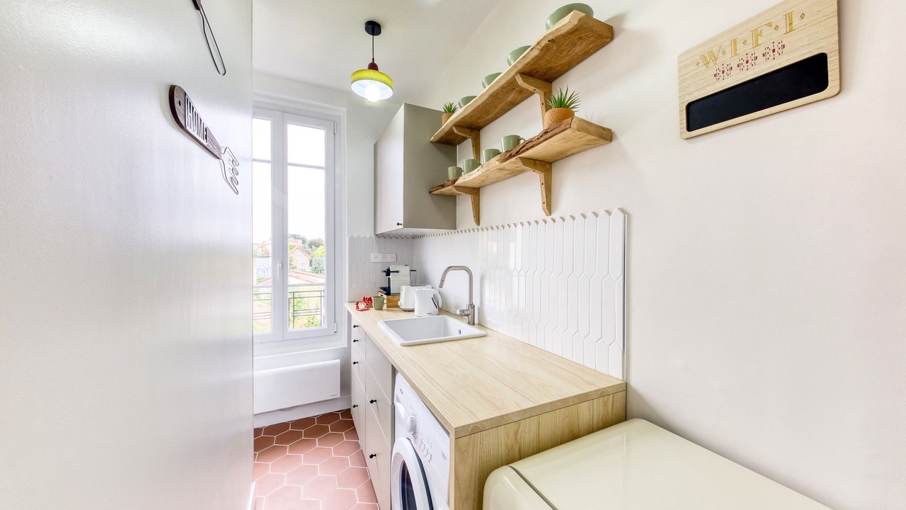Photo of Bathroom in Saint-Cloud