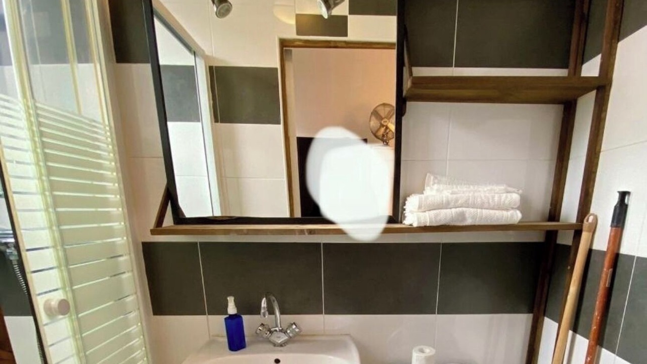 Photo of Bathroom in Aubervilliers