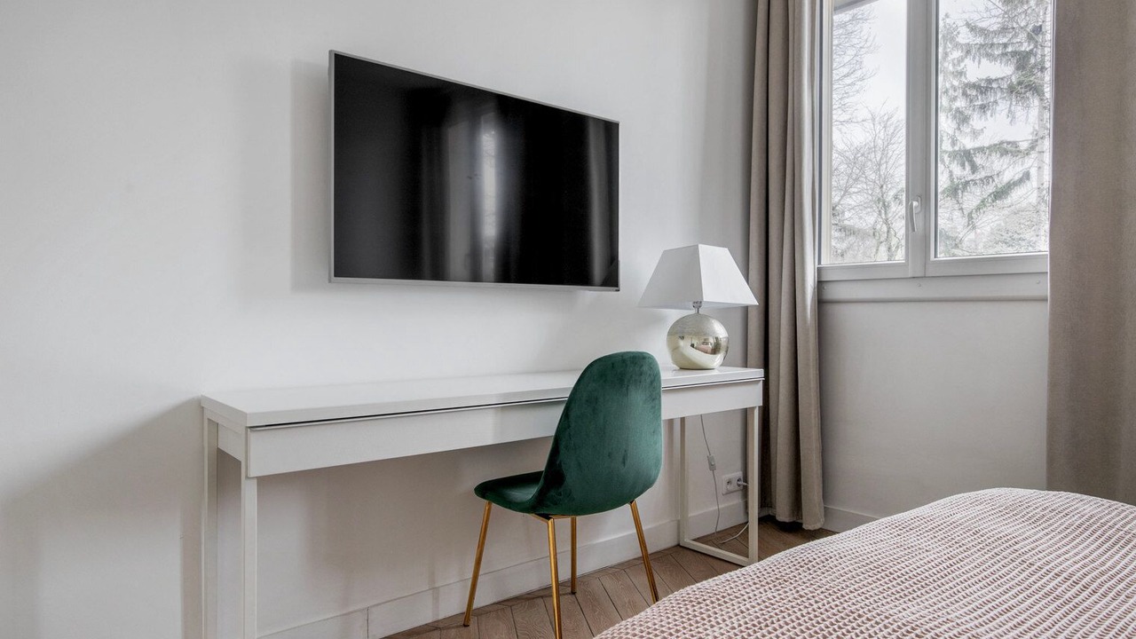 Photo of Bedroom in Prince–Marmottan