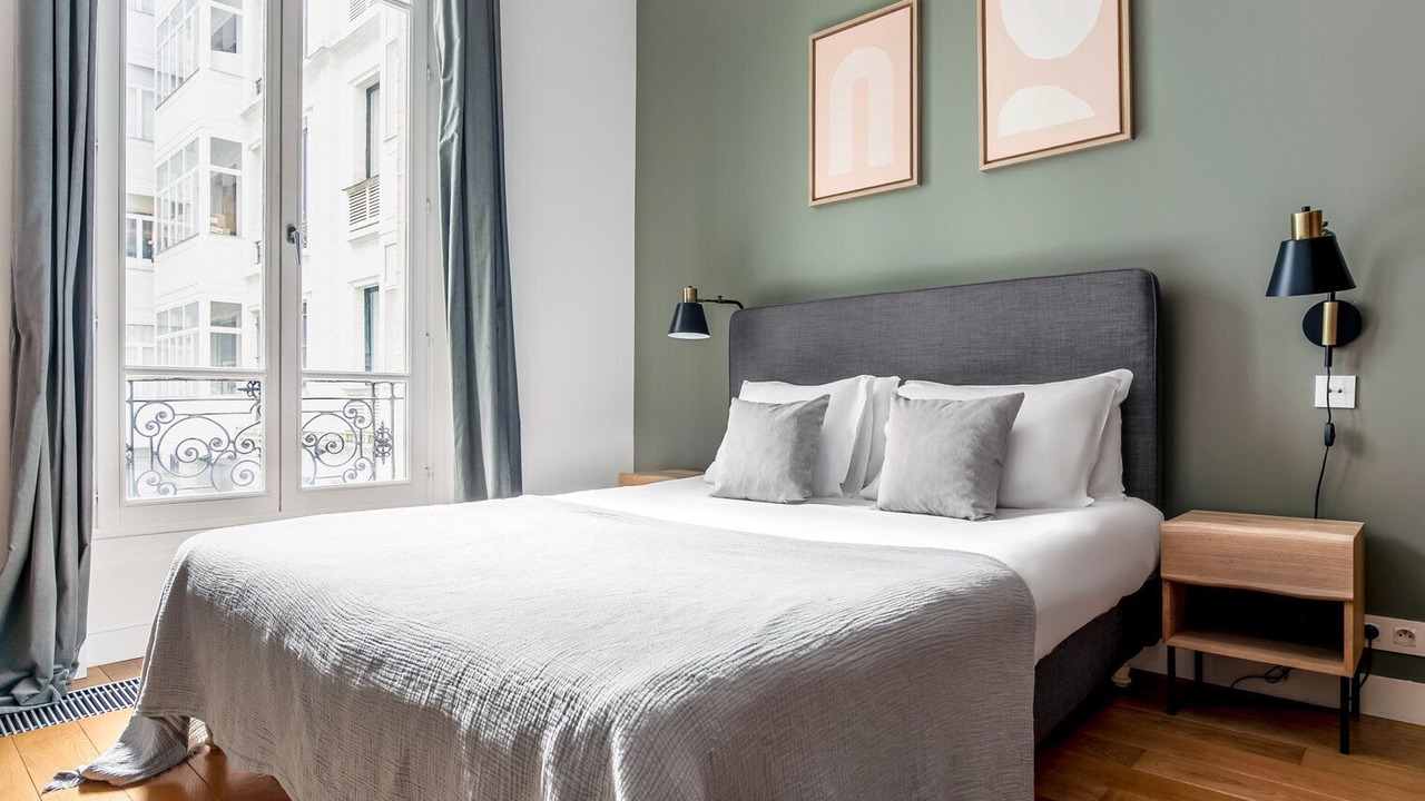 Photo of Bedroom in Champs-Elysees