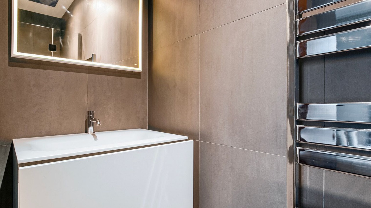 Photo of Bathroom in Champs-Elysees