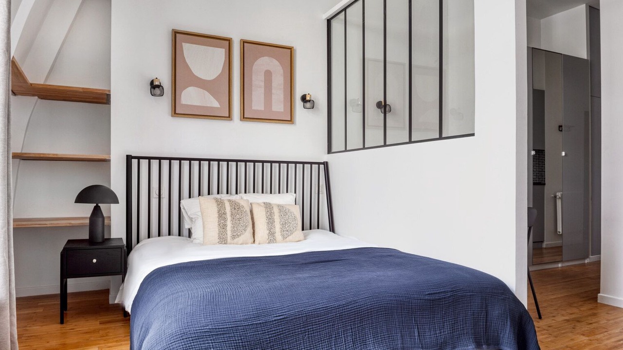 Photo of Bedroom in Champs-Elysees
