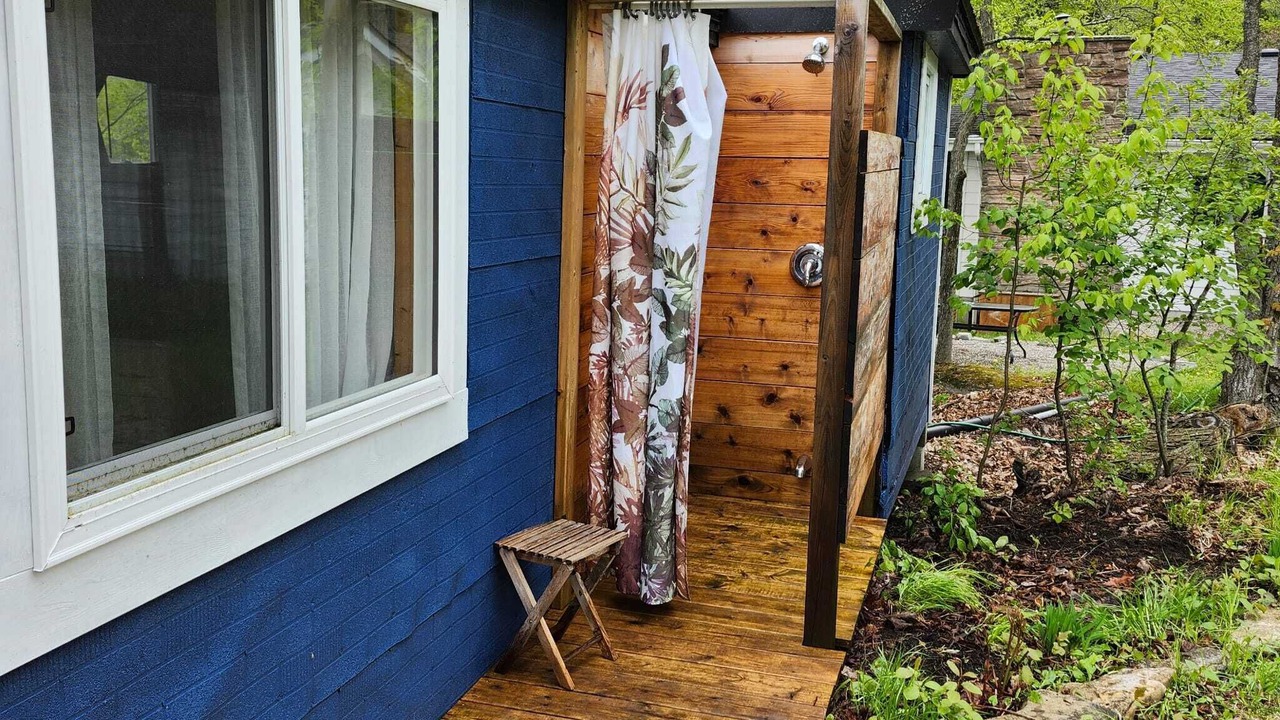 Photo of Outdoor in Frontenac