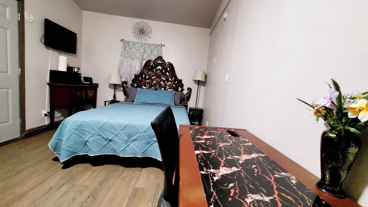 Photo of Bedroom in Pine Hills