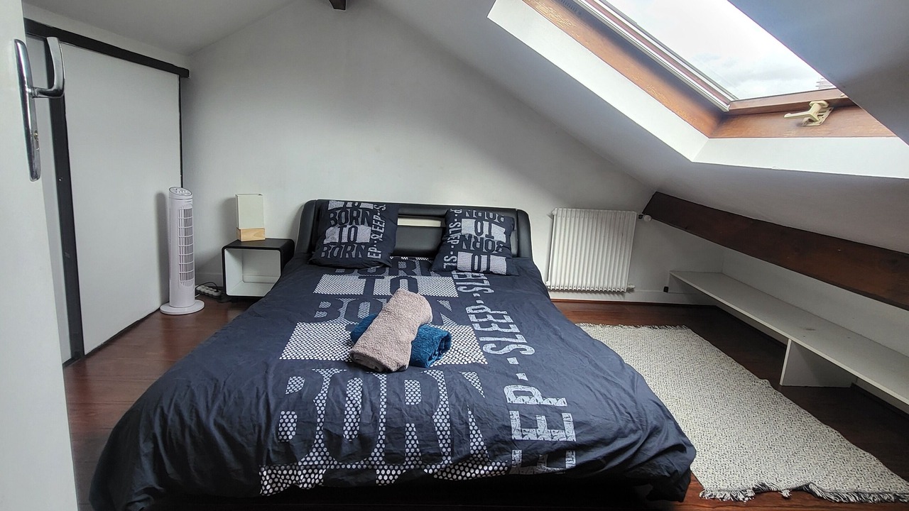 Photo of Bedroom in La Varenne Saint-Hilaire