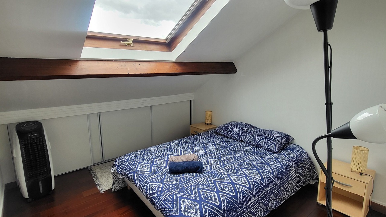Photo of Bedroom in La Varenne Saint-Hilaire
