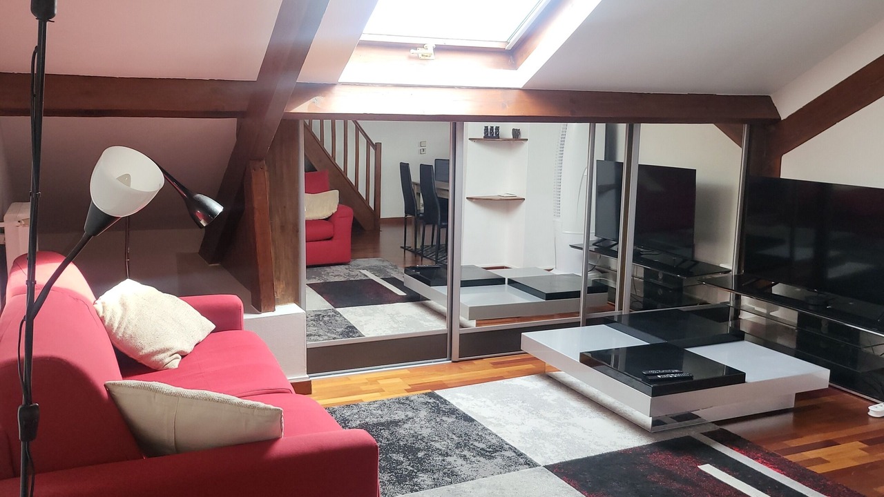 Photo of Livingroom in La Varenne Saint-Hilaire