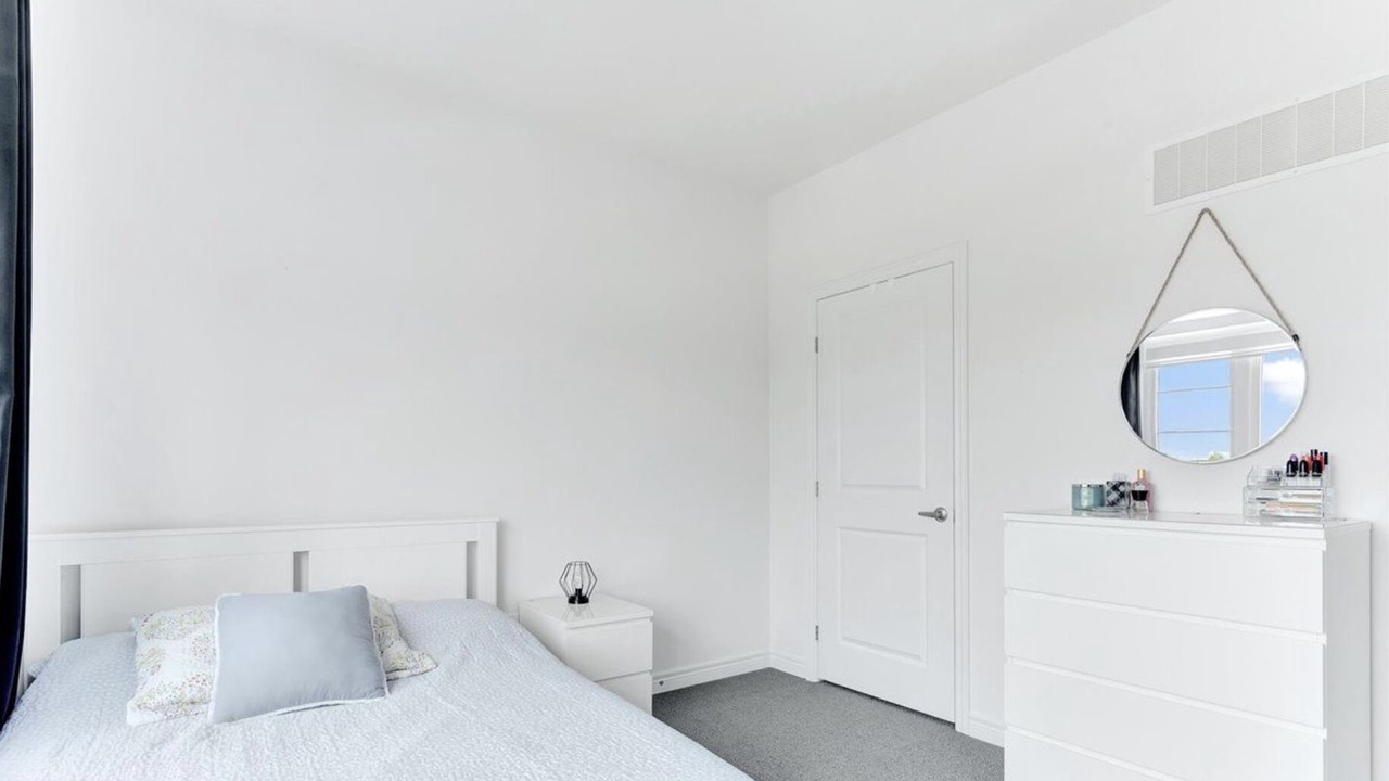 Photo of Bedroom in Stoney Creek