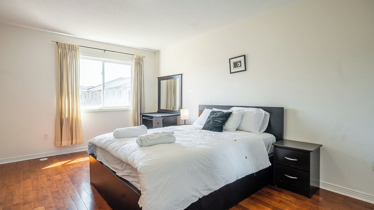 Photo of Bedroom in Clairlea - Birchmount