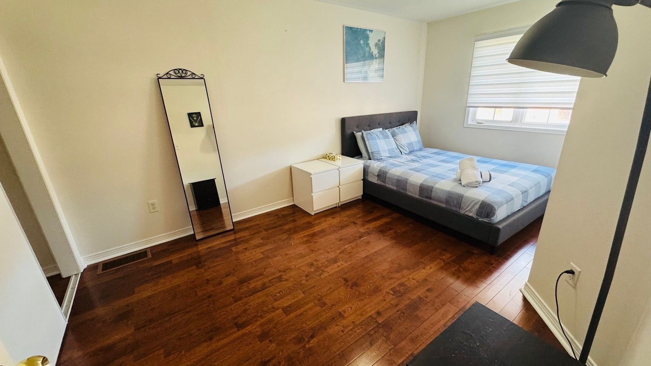 Photo of Bedroom in Clairlea - Birchmount
