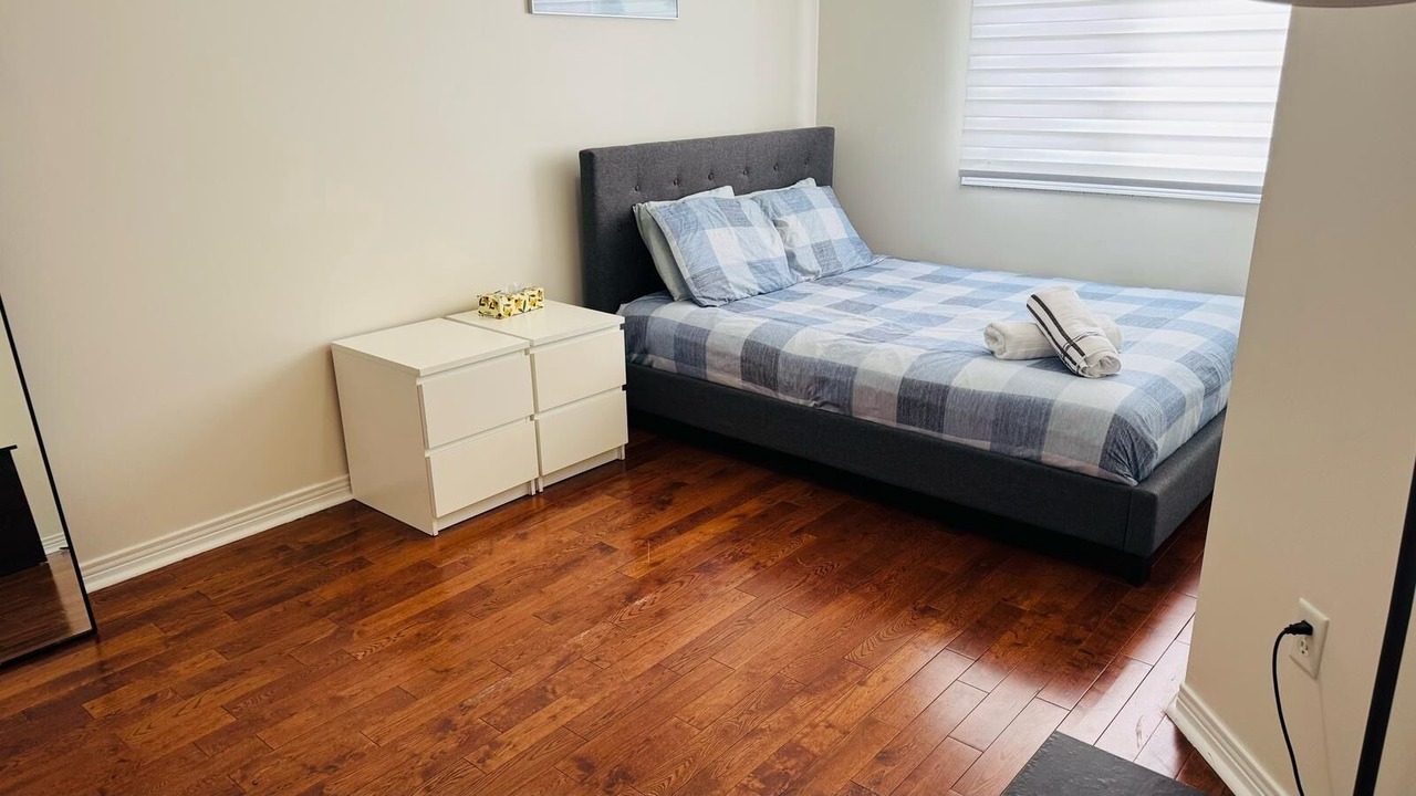 Photo of Bedroom in Clairlea - Birchmount