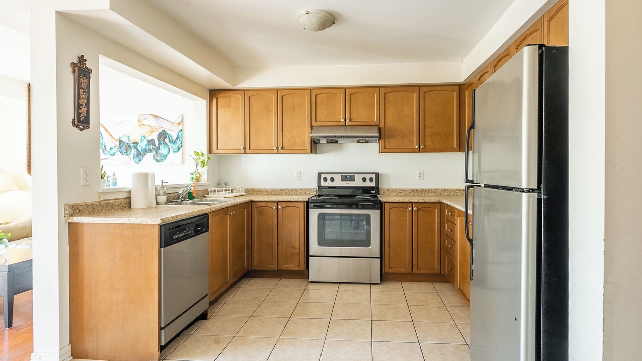 Photo of Kitchen in Clairlea - Birchmount