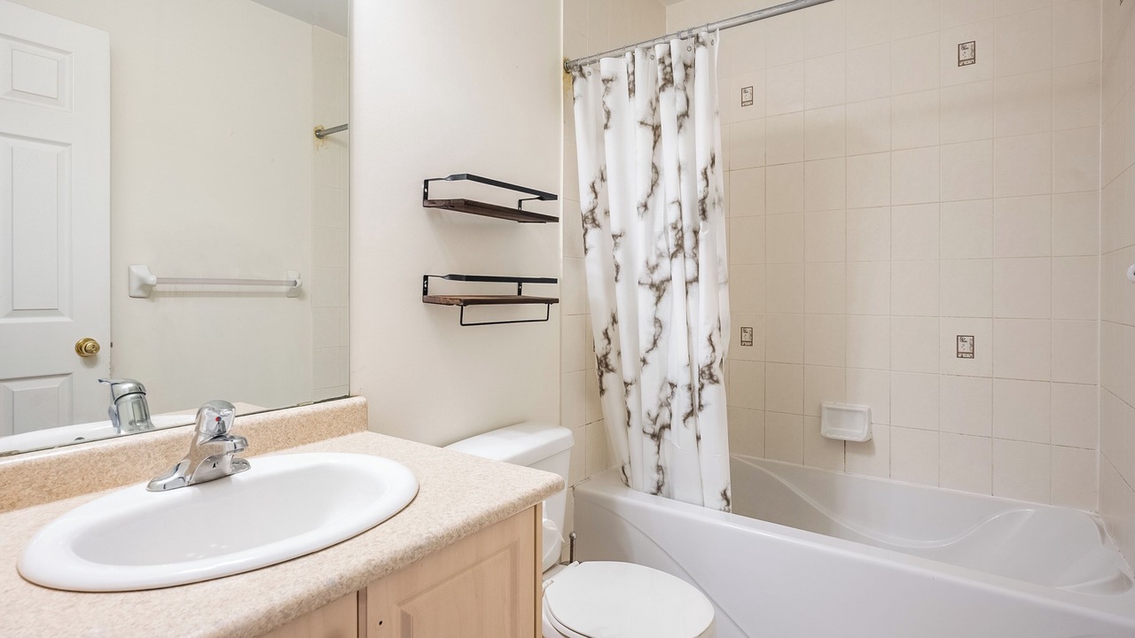 Photo of Bathroom in Clairlea - Birchmount