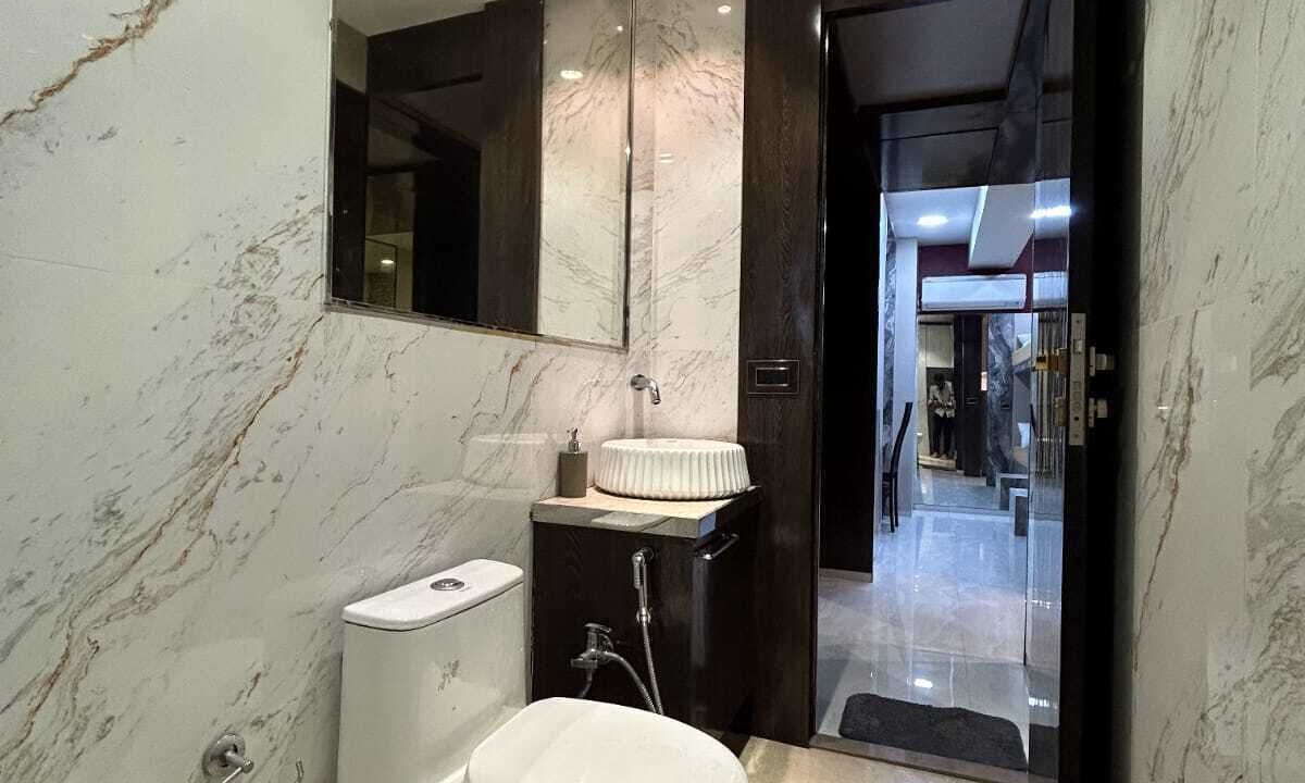 Photo of Bathroom in Prabhadevi