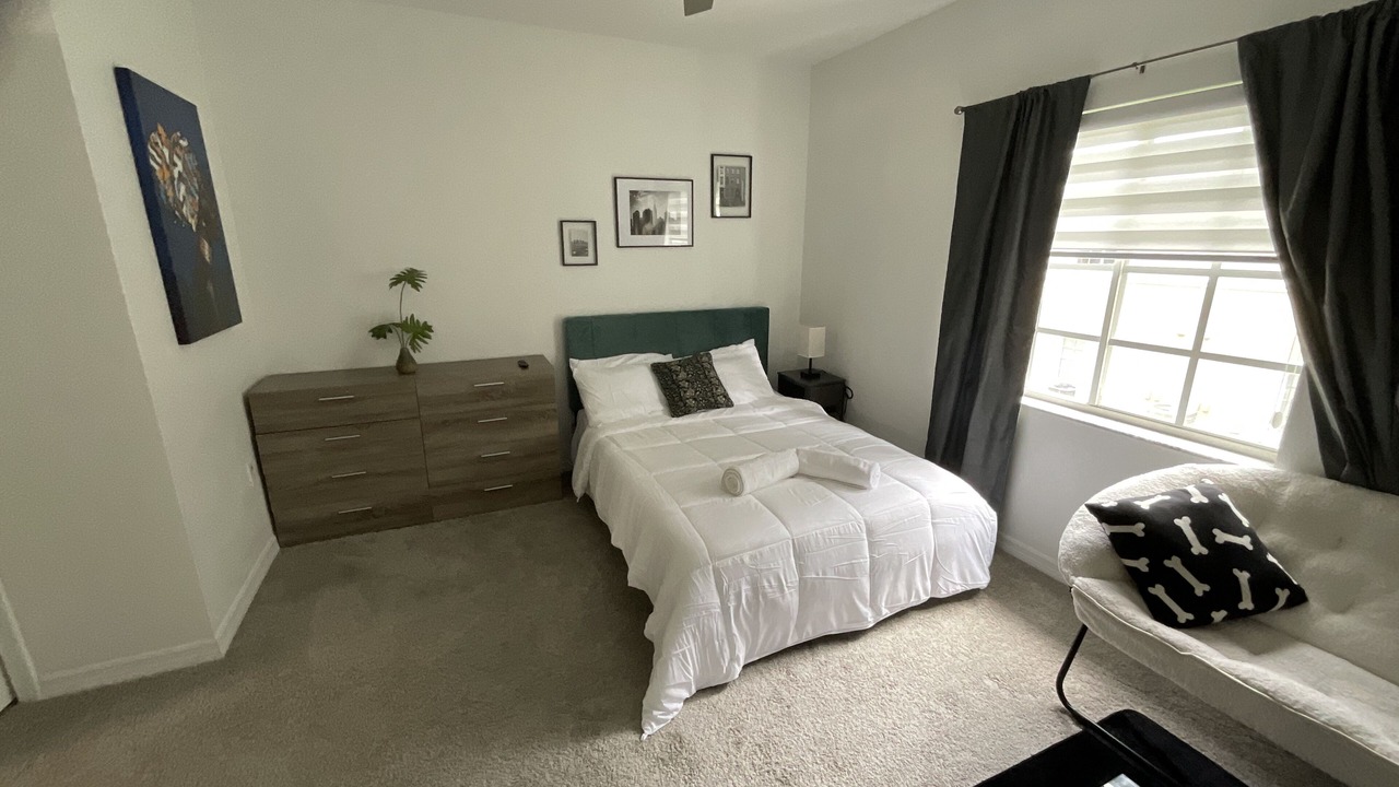 Photo of Bedroom in Riverview