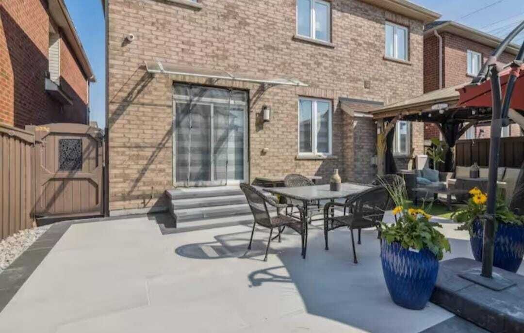 Photo of Outdoor in Brampton