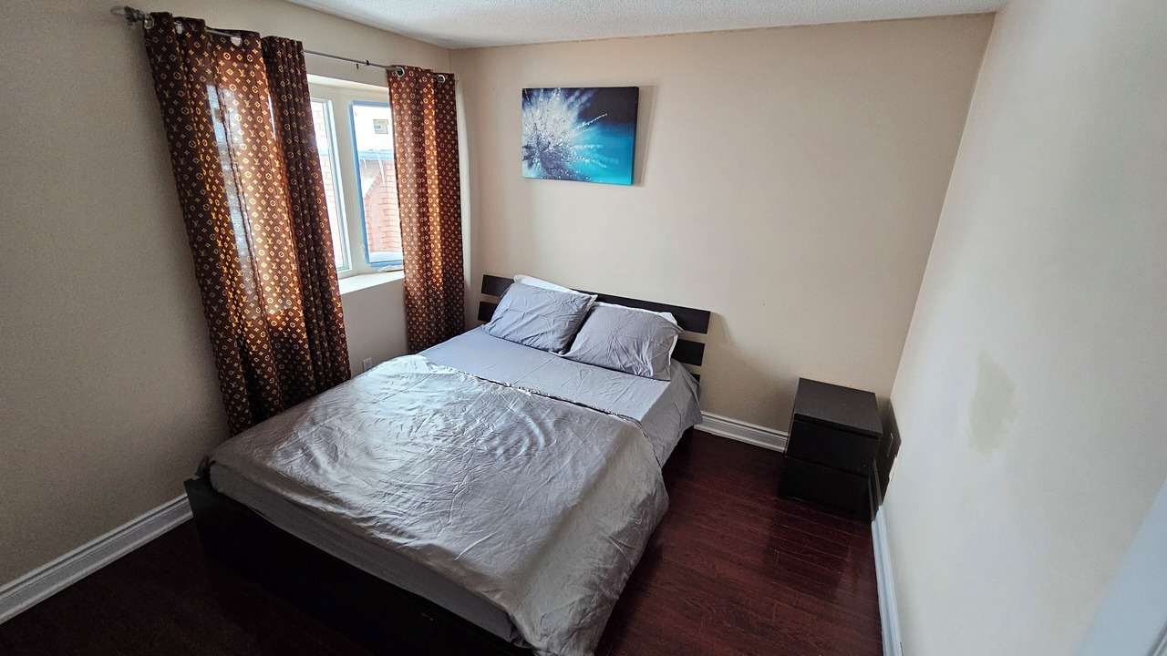 Photo of Bedroom in East Credit