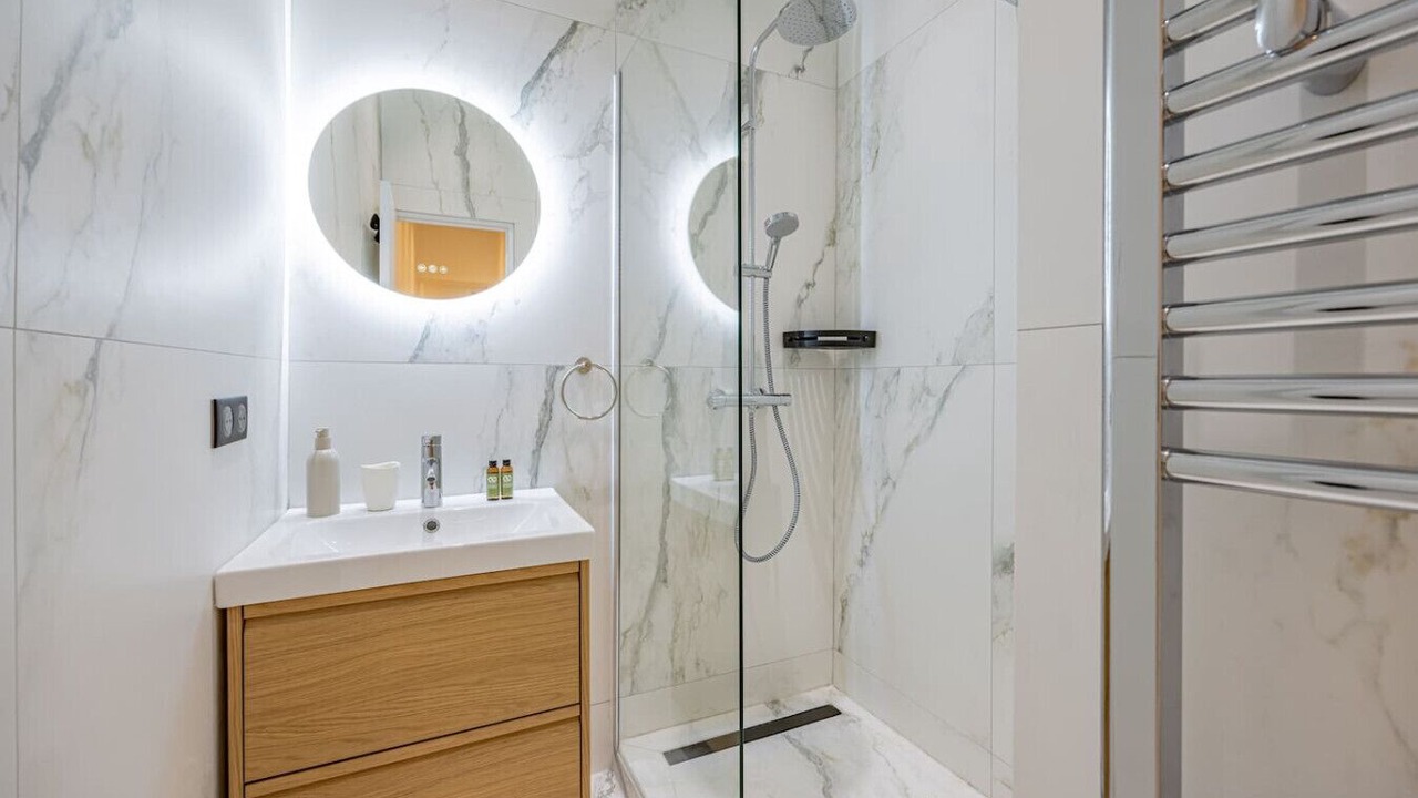Photo of Bathroom in Notre-Dame-des-Champs