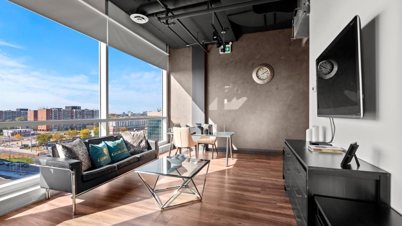 Photo of Livingroom in York University Heights