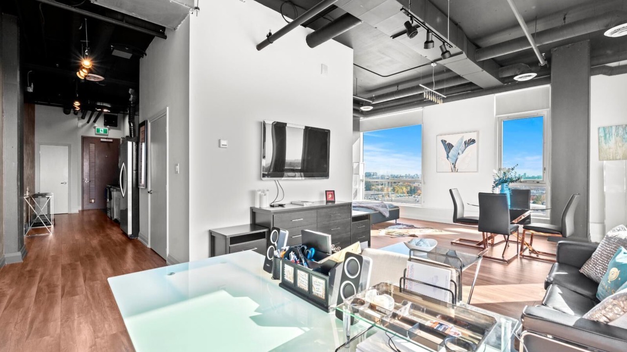 Photo of Livingroom in York University Heights
