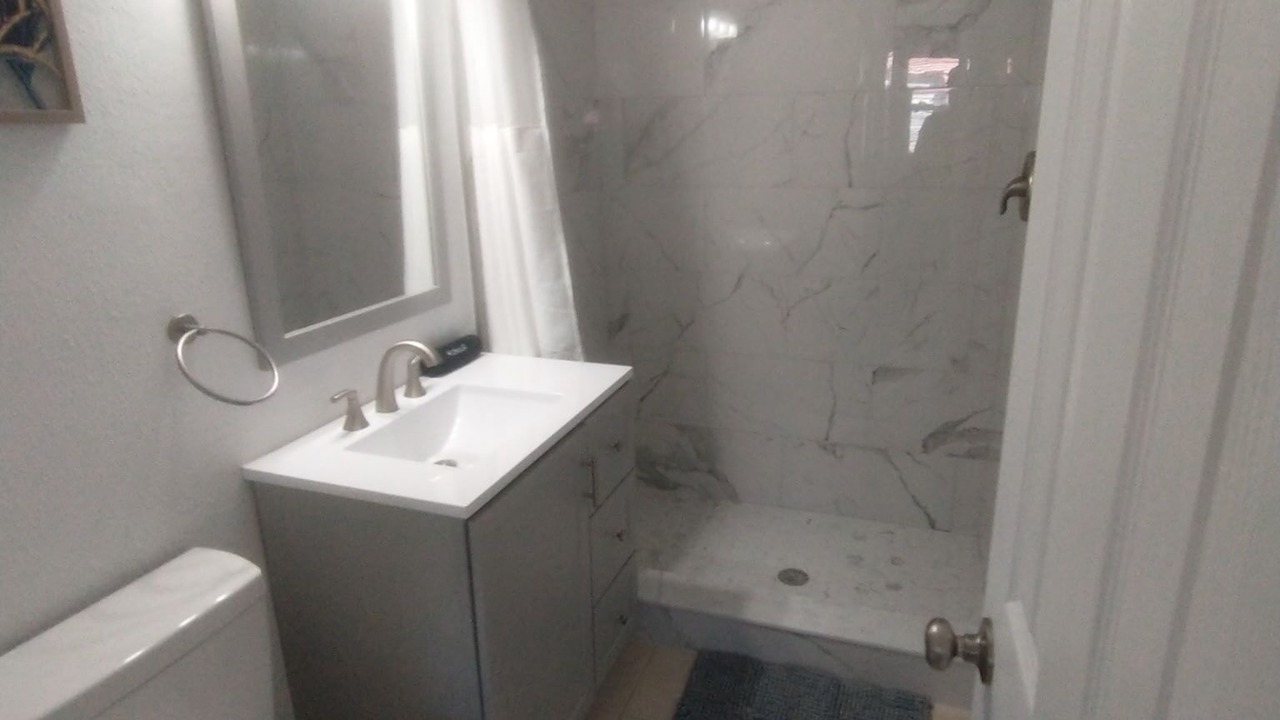 Photo of Bathroom in Lake Bentley