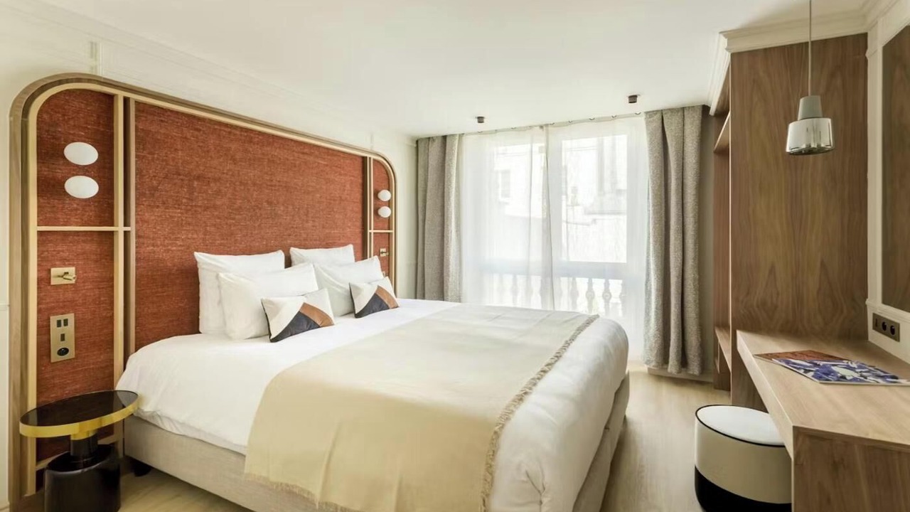 Photo of Bedroom in 3rd Arrondissement