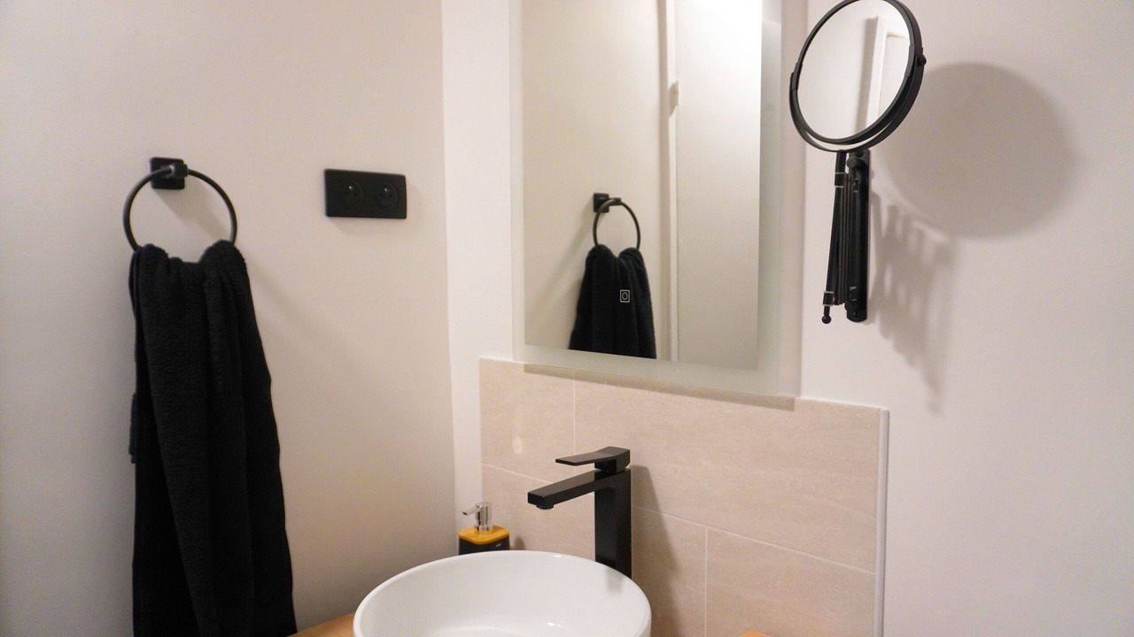 Photo of Bathroom in Choisy-le-Roi