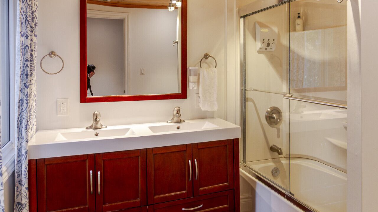 Photo of Bathroom in Bloomfield