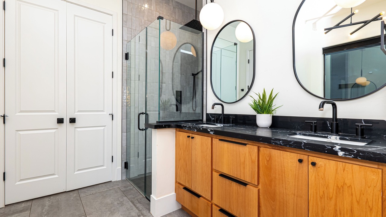 Photo of Bathroom in Bullhead City