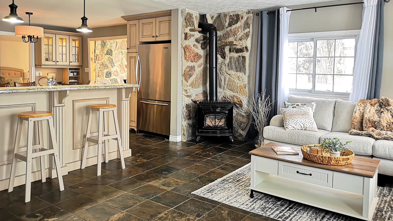 Photo of Bedroom in Walkerton