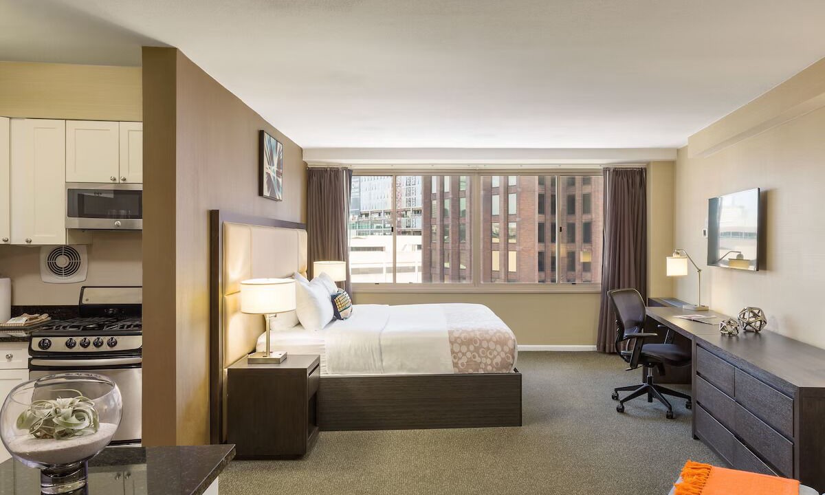 Photo of Bedroom in Logan Square